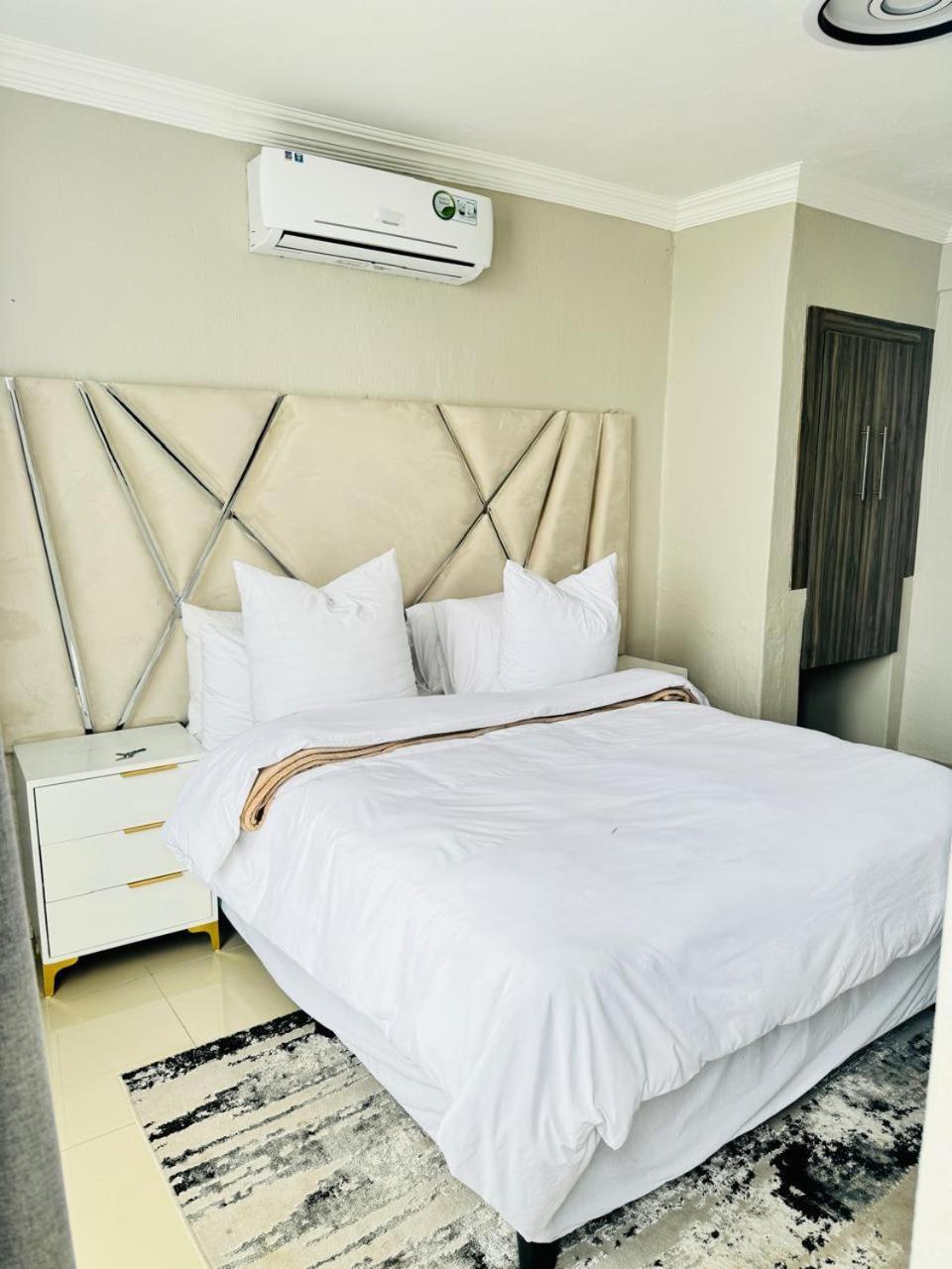 The Holiday House Harties Hartbeespoort Exterior foto